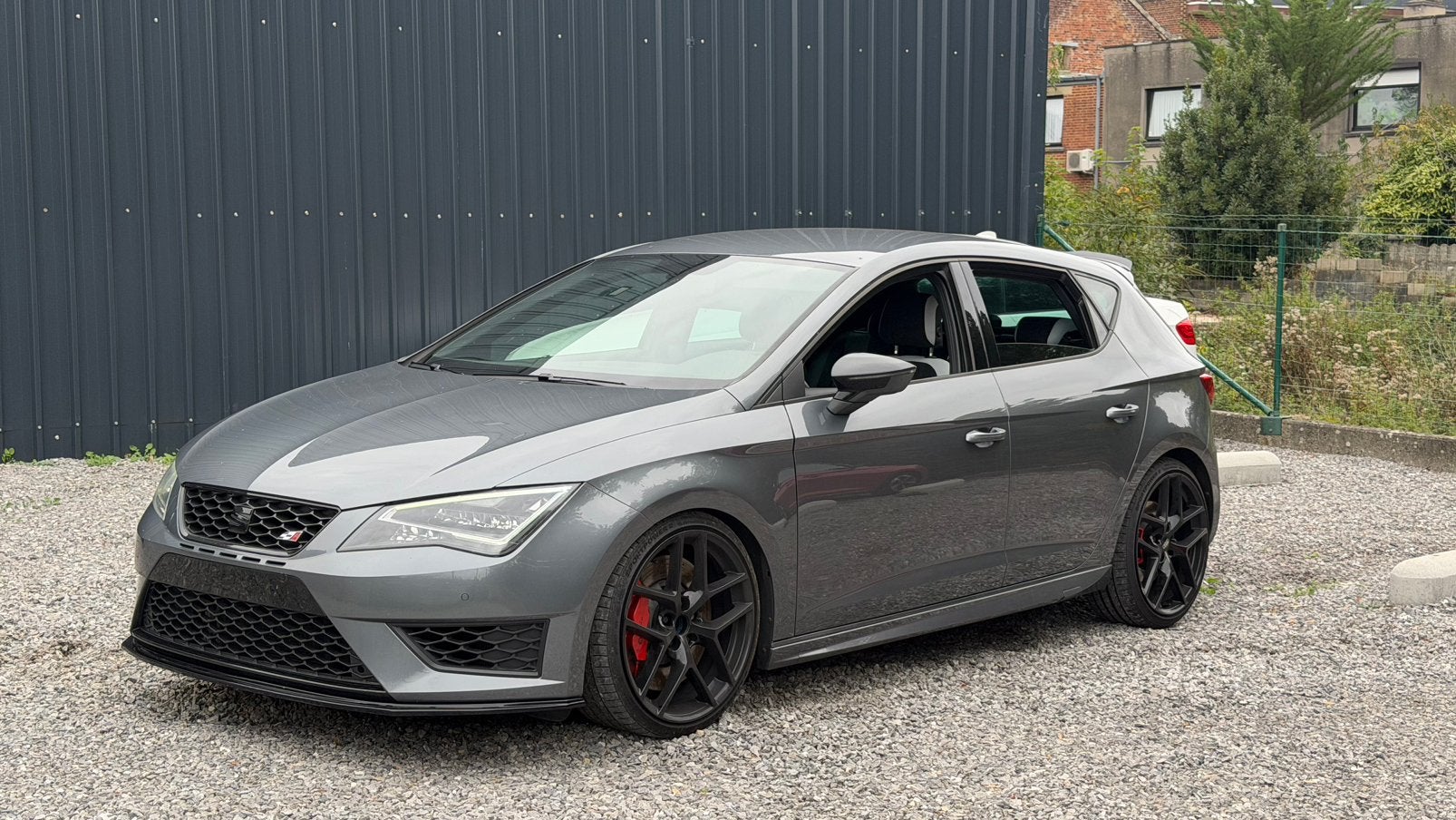 SEAT LEON CUPRA 280 DSG – 2016 – 112.000 KM, Autos, Achat, Leon, Entretenue par le concessionnaire, Noir
