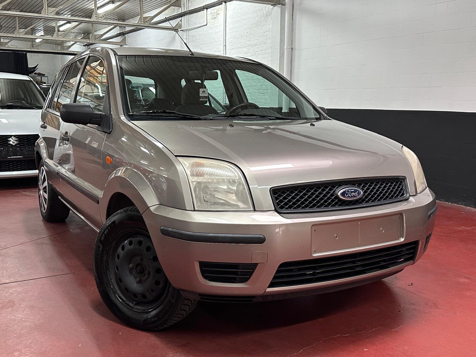 Ford Fusion 1.4i • Lez vrij • Gekeurd voor verkoop, Autos, Ford, Euro 5, Achat, Boîte manuelle, Radio