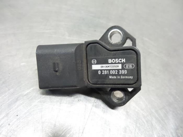 Map Sensor (inlaatspruitstuk) van een Volkswagen Transporter, Gebruikt, -, -, Ophalen of Verzenden