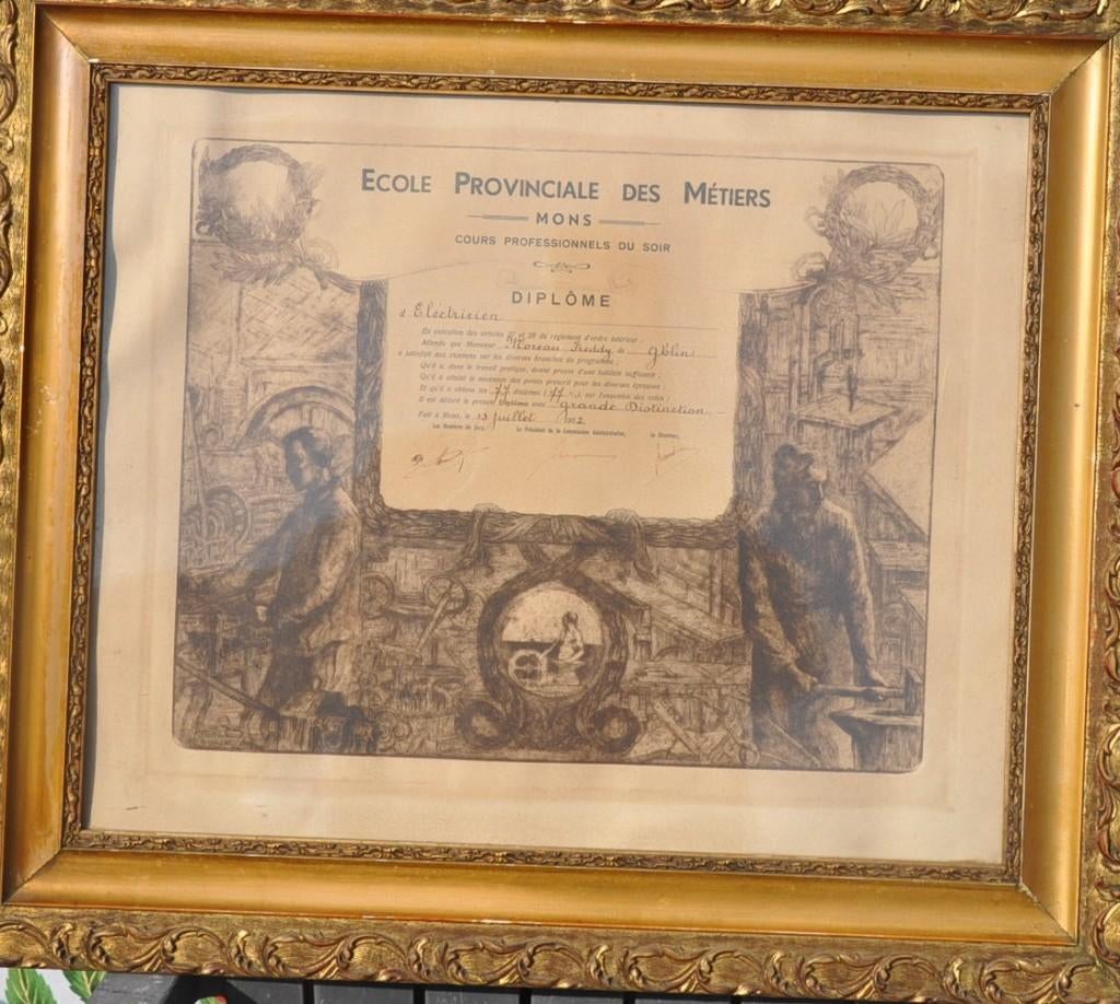 cadre bois stuck diplome ecole des metier mons 1952, Collections, Enlèvement ou Envoi, Utilisé
