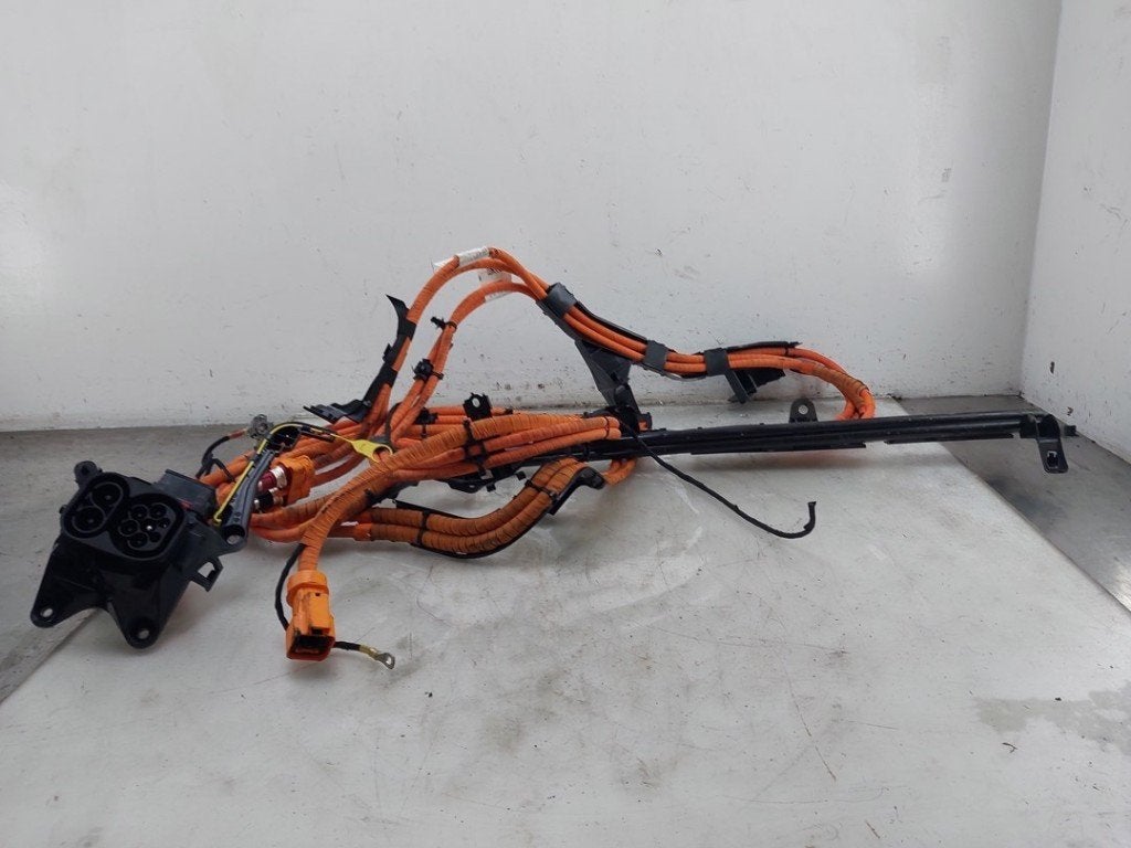 CÂBLE HT (HAUTE TENSION) Volkswagen Tiguan (CT1), Utilisé, Volkswagen
