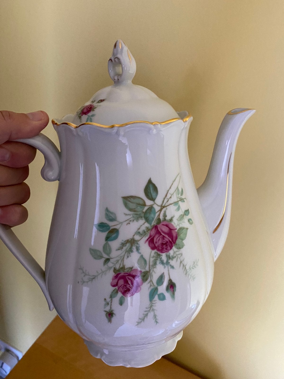 Servies, met rode rozen design, Ophalen