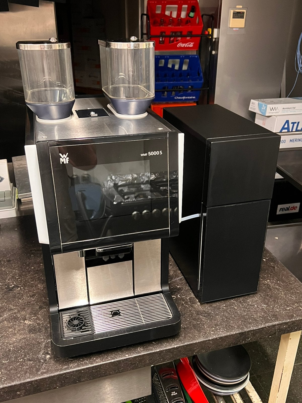 WMF 5000 S koffie machine met melkkoeler – zeer nette staat, Elektronische apparatuur, Ophalen, Koffiemachine, Koffiebonen