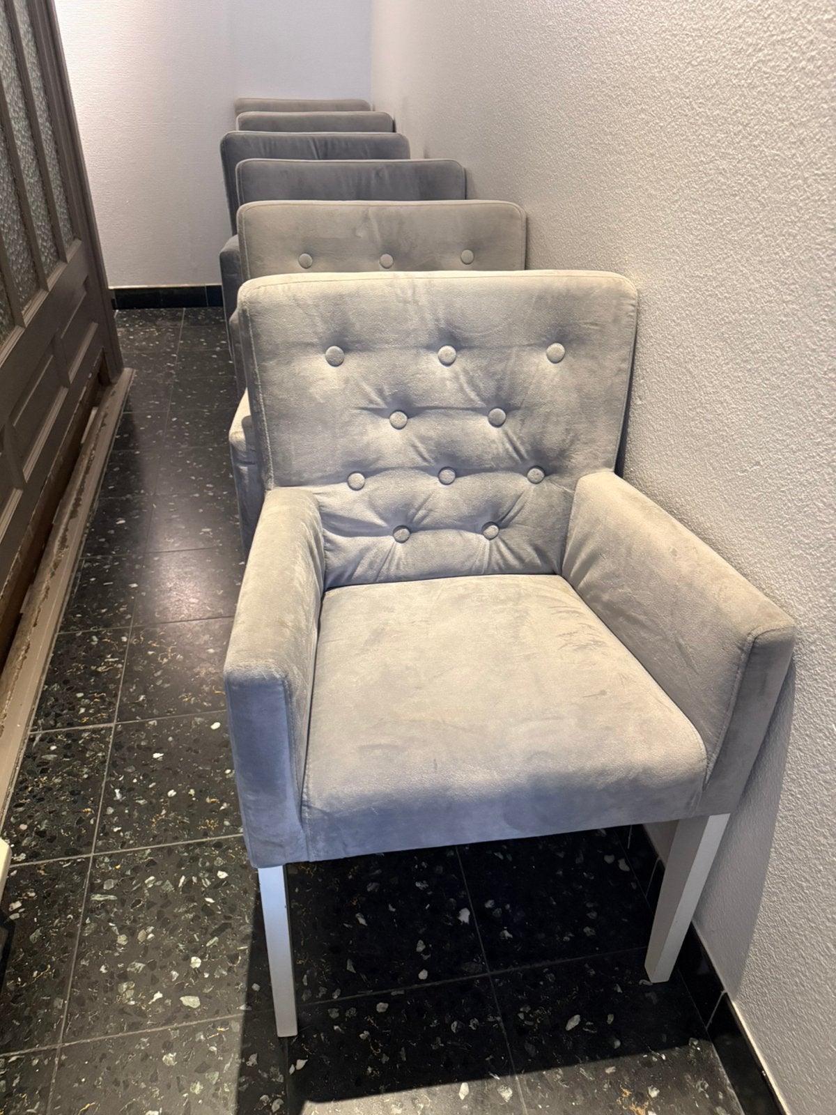 6 luxe velours eetkamerstoelen lichtgrijs zeer goede staat!, Huis en Inrichting, Stoelen, Ophalen, Zo goed als nieuw, Vijf, Zes of meer stoelen