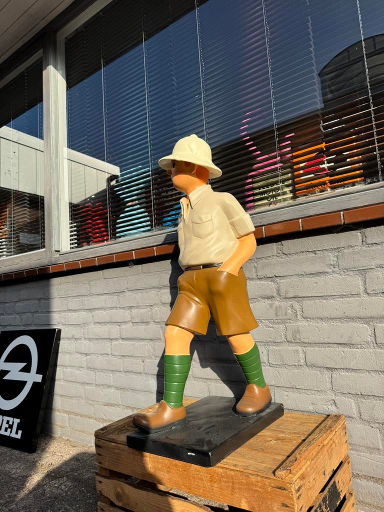 Statue de Tintin au Congo, Enlèvement, Utilisé, Fantasy