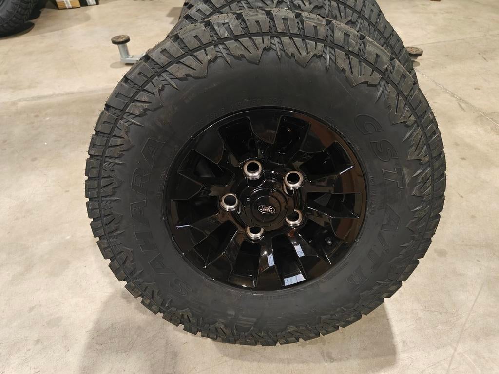 Set sawtooth velgen met CST AT, Auto-onderdelen, Ophalen, Nieuw, Land Rover