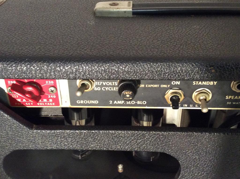 Lampen versterker fender., Ophalen, Gebruikt, Basgitaar