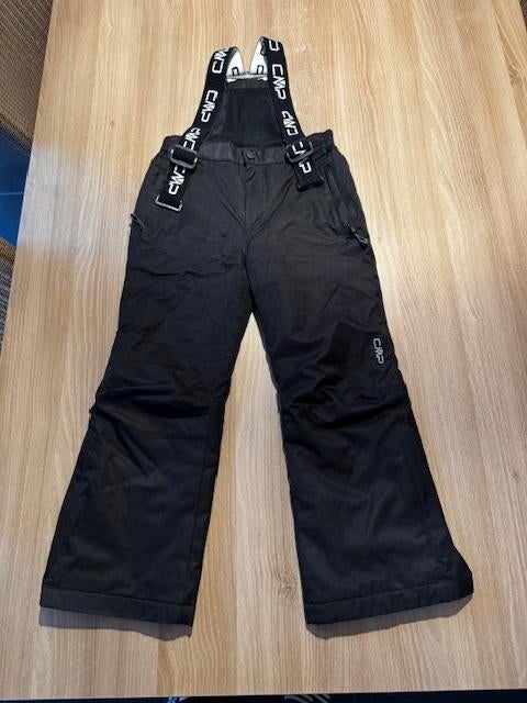 Skibroek kinderen 8 jaar maat 128., Ophalen, Zo goed als nieuw, Kleding