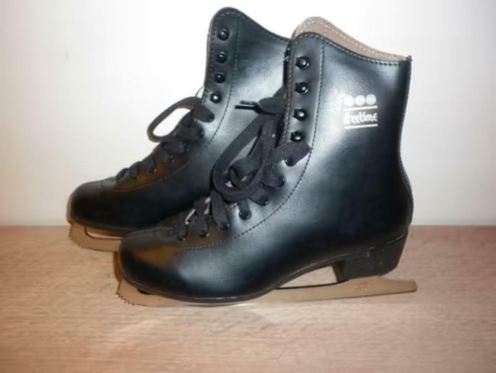 schaatsen maat 38 kunstschaatsen Freetime, Sport en Fitness, Ophalen of Verzenden, Kunstschaatsen