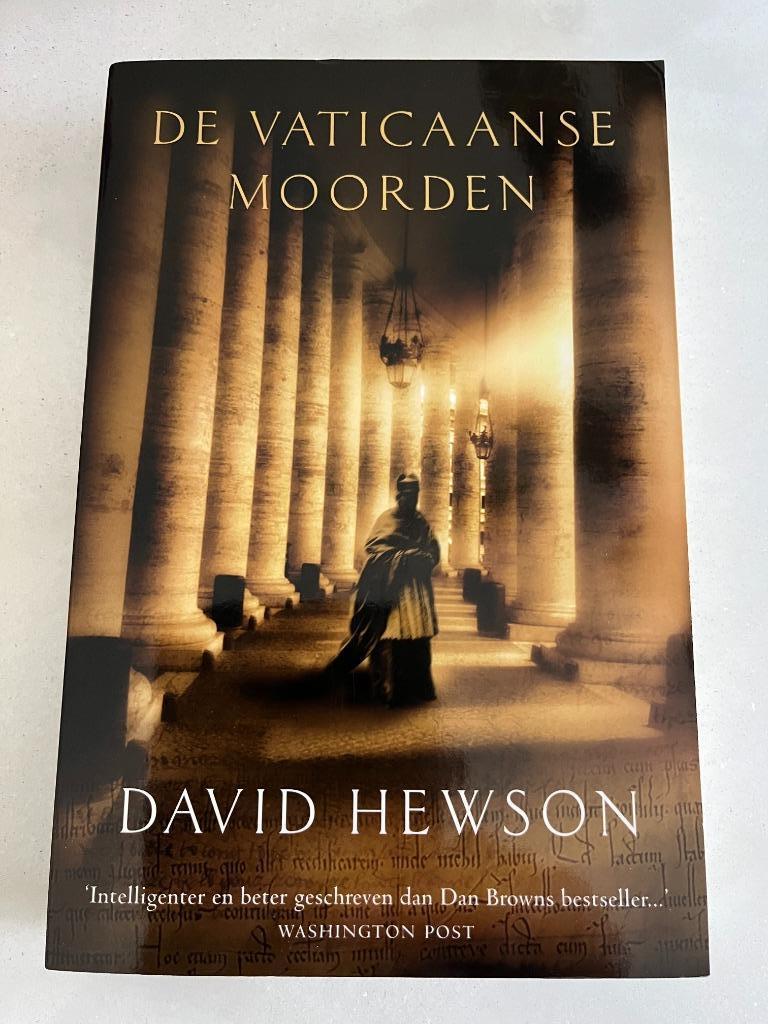 4 Thrillers David Hewson, Boeken, Ophalen, Zo goed als nieuw, David Hewson