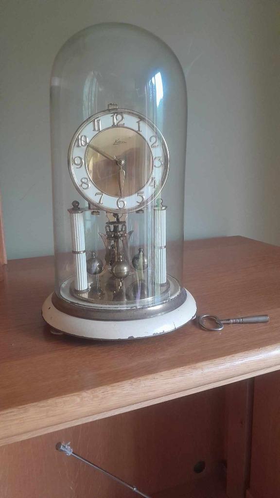 HORLOGES antiques, Enlèvement