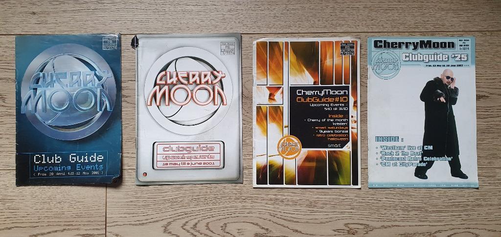 4 Club Guide Cherry Moon (Lokeren), Verzamelen, Muziek, Artiesten en Beroemdheden, Gebruikt, Boek, Tijdschrift of Artikel, Ophalen of Verzenden