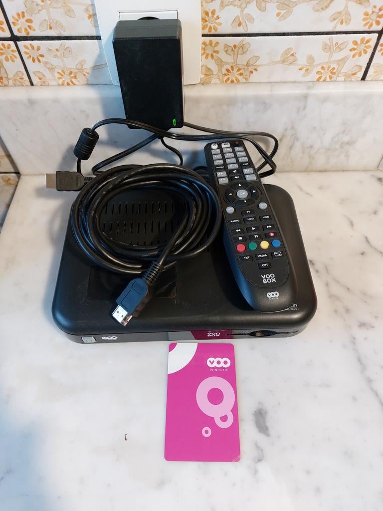 Modem décodeur Voo avec carte, Enlèvement ou Envoi, HDMI