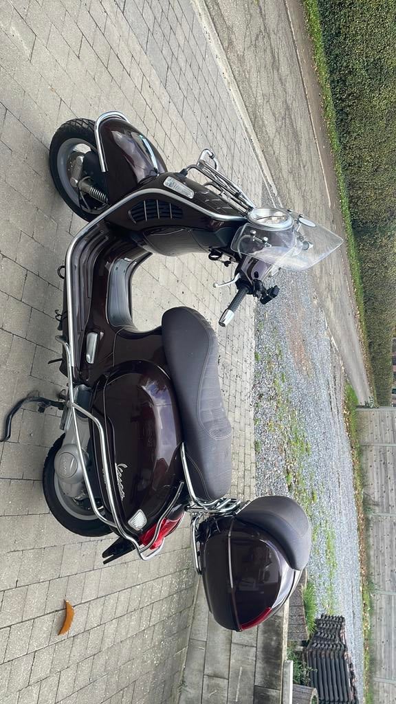 Vespa piaggio gts300, Fietsen en Brommers, Scooters | Vespa, Ophalen, Zo goed als nieuw