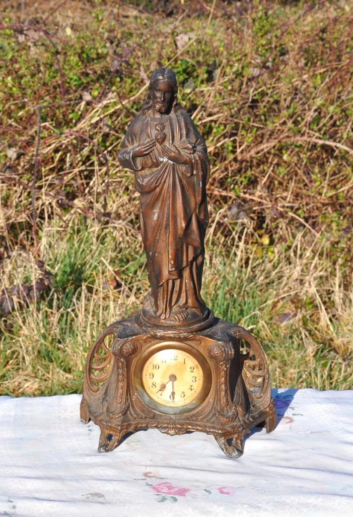 ancien horloge en regule christ au sacré coeur, Antiek en Kunst, Antiek | Klokken, Ophalen of Verzenden