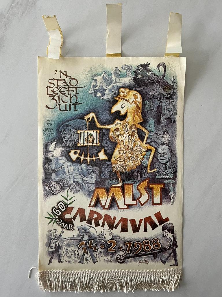 Aalst Oilsjt Carnaval wimpel 1988, Ophalen