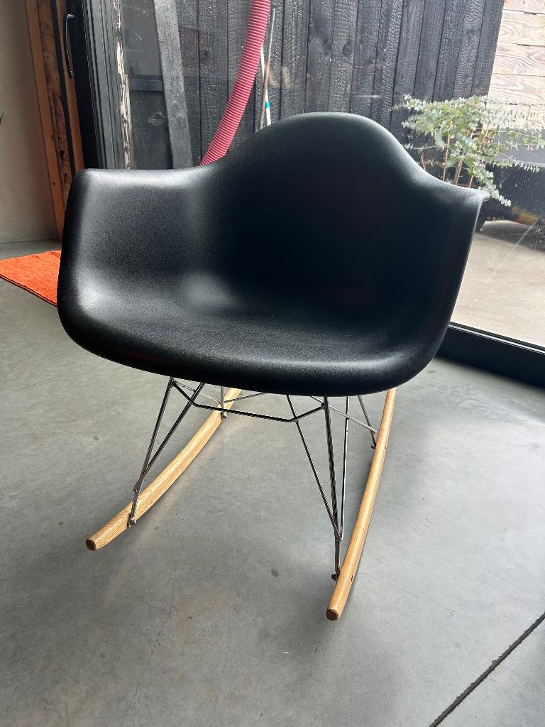 Mooi stoel, Huis en Inrichting, Stoelen, Ophalen, Overige materialen, Zwart, Zo goed als nieuw