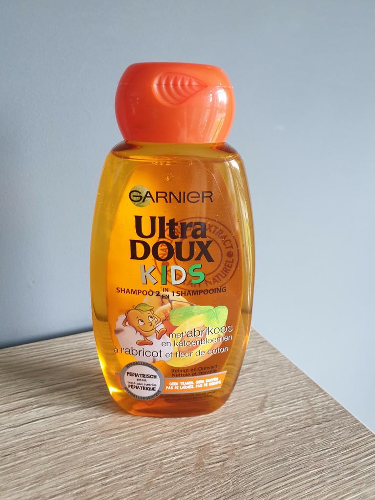 Ultra Doux Kids Shampoo 2 in 1 abrikoos 250 ml NIEUW, Ophalen of Verzenden, Nieuw, Shampoo of Conditioner