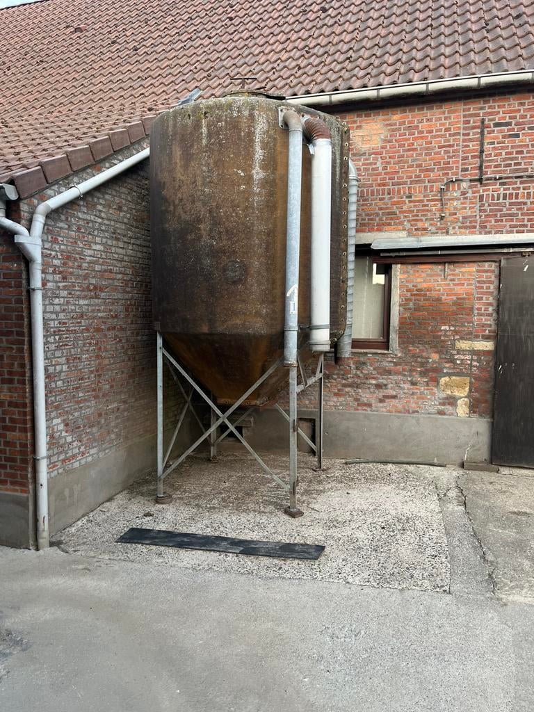 Meelsilo, Zakelijke goederen, Ophalen