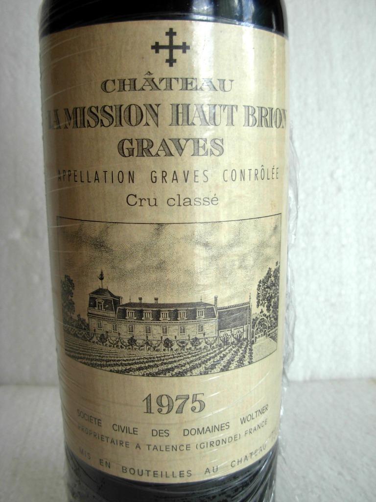 CHÂTEAU LA MISSION HAUT-BRION 1975 - PESSAC LEOGNAN - GCC, Collections, Neuf, Enlèvement ou Envoi, Pleine, Vin rouge