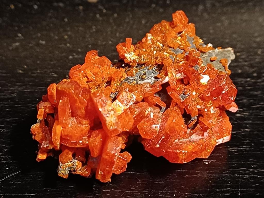 Lot de vanadinite - très belle qualité, Enlèvement ou Envoi, Minéral