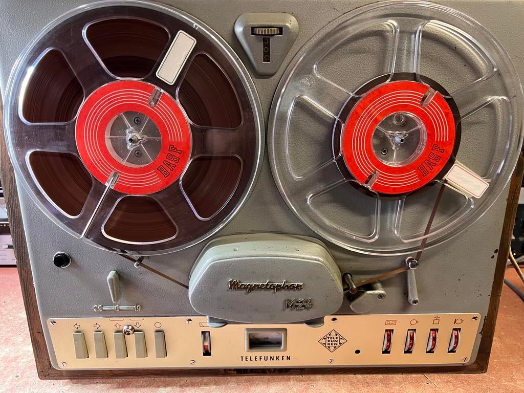 Telefunken M24, Ophalen