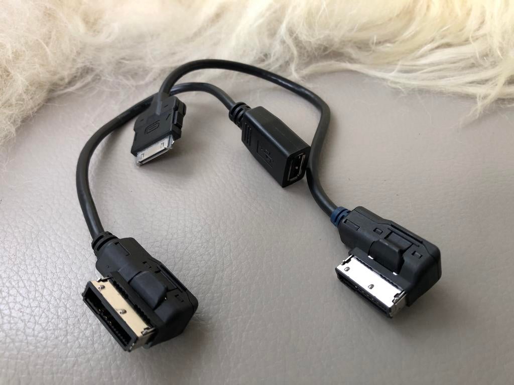 Volkswagen originele usb kabel adapter, Auto-onderdelen, Elektronica en Kabels, Volkswagen, Ophalen of Verzenden