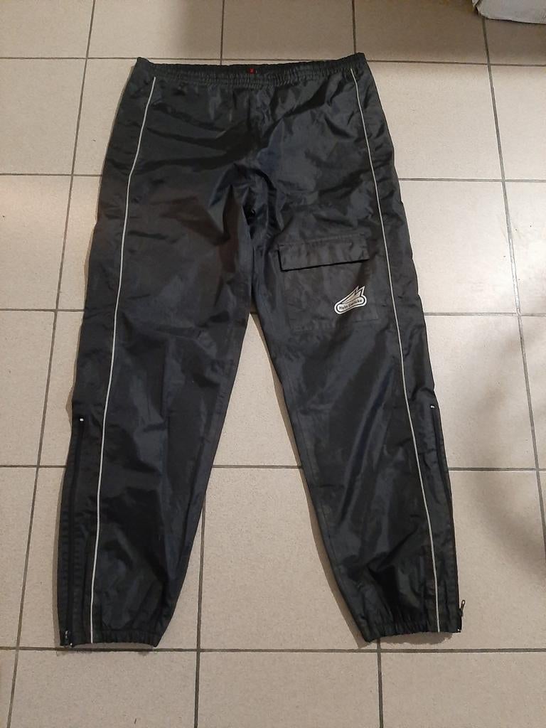 Regenbroek motorkleding, Motoren, Ophalen