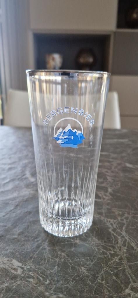 Bière Bergen avec bord argenté, Collections, Enlèvement ou Envoi, Comme neuf
