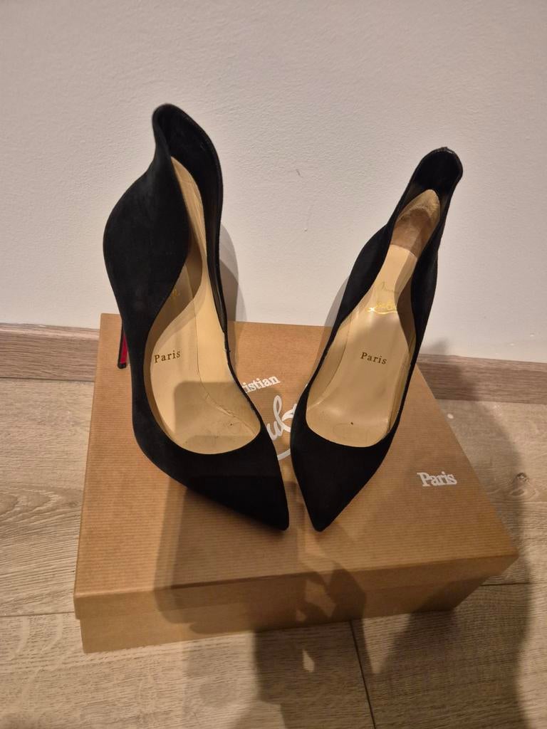 Christian Louboutin pumps, Ophalen, Pumps
