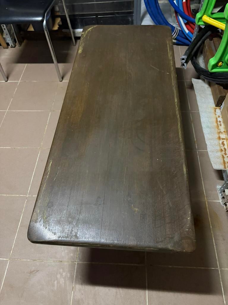 Table de salon en chêne avec pieds en fer forgé, Maison & Meubles, Tables | Tables de salon, Enlèvement, Utilisé, Chêne