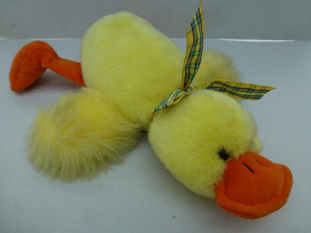 knuffel eendje ongeveer 34 cm lang als nieuw, Ophalen of Verzenden, Eend