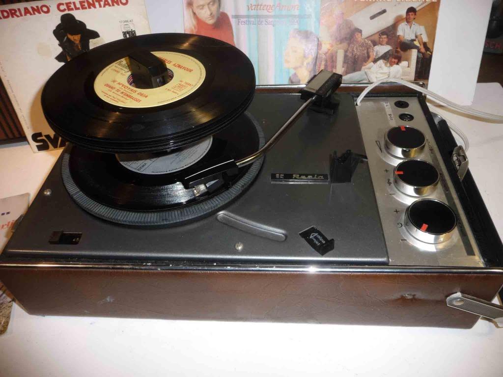 tourne disque REELA  type C290  Automatique, TV, Hi-fi & Vidéo, Autres marques, Tourne-disque, Enlèvement ou Envoi, Comme neuf