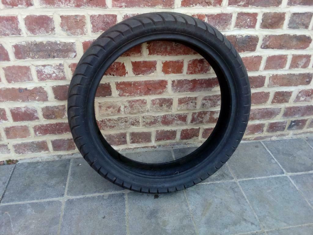 Pneu Vee Rubber 130/70-17 62S, Enlèvement