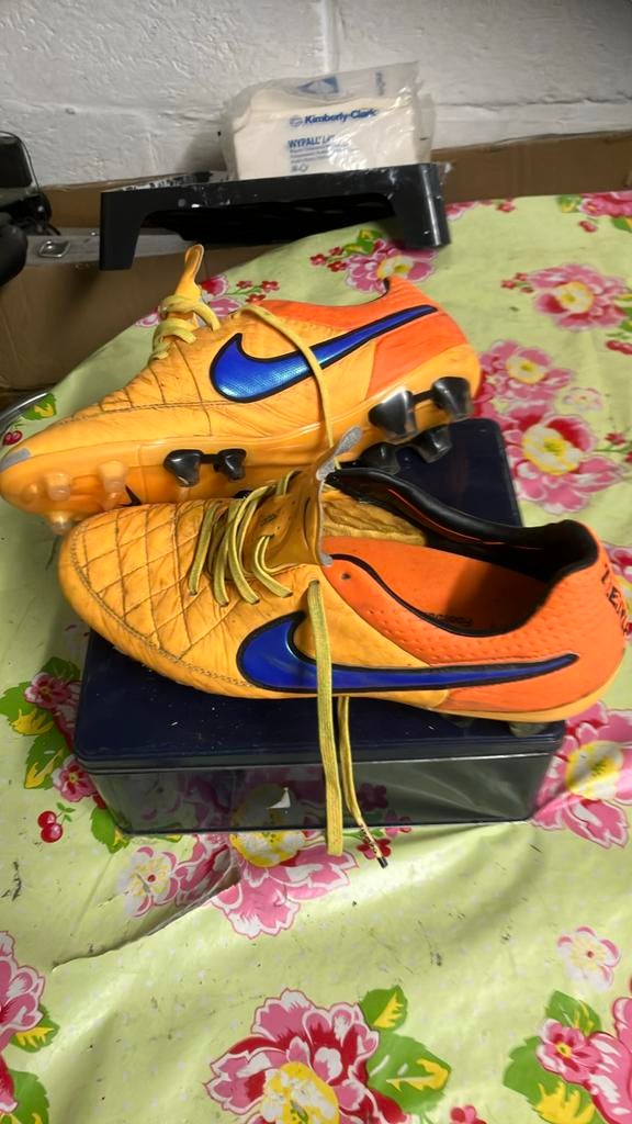 Chaussures de football Nike Tiempo taille 41, Enlèvement, Utilisé, Chaussures