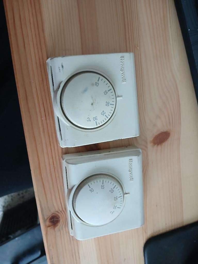 Thermostaten Honeywell, Bricolage & Construction, Thermostats, Enlèvement, Utilisé