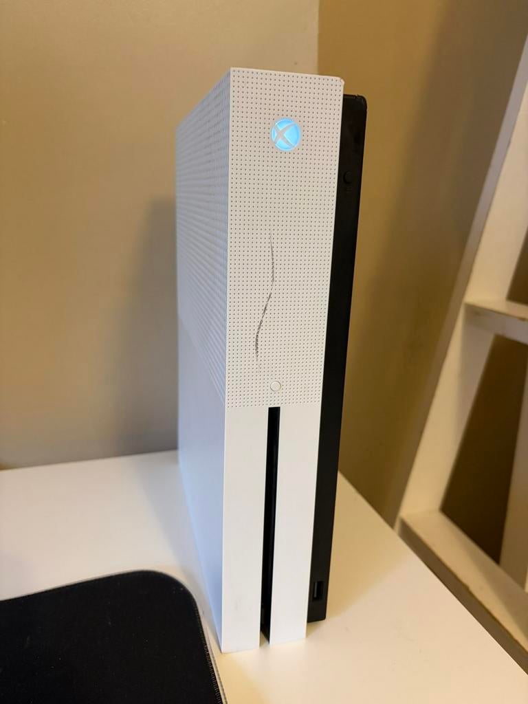 Xbox one, Ophalen, Zo goed als nieuw
