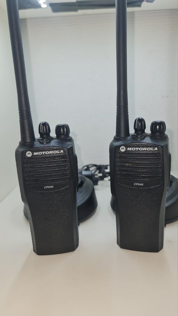 Motorola CP040 portofoons, Talkie-walkie ou Walkie-talkie, 5 à 15 km, Avec clip de ceinture, Comme neuf