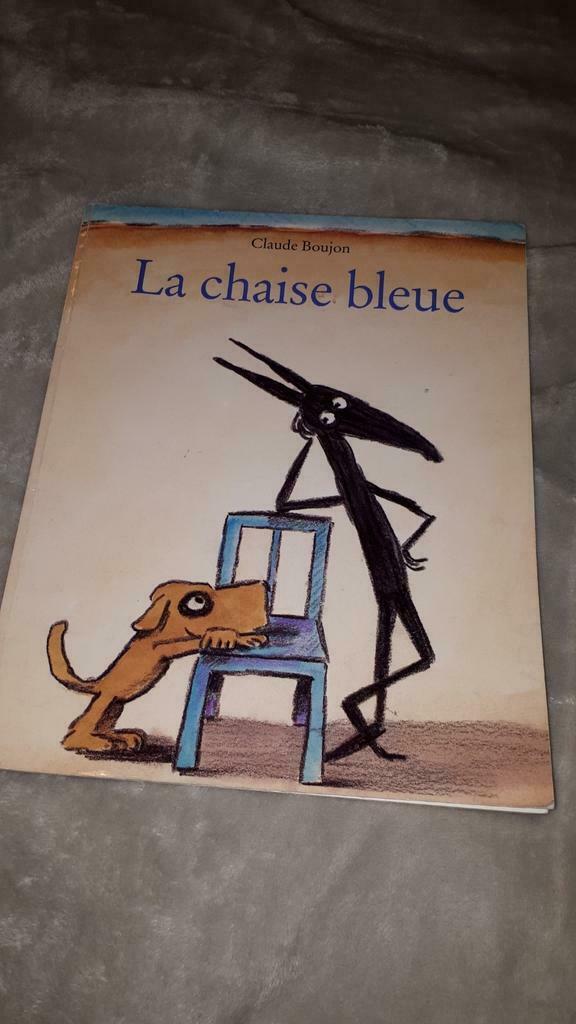 La chaise bleue