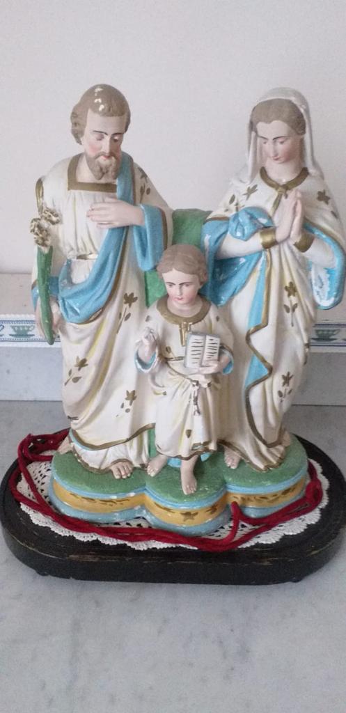 Beeld heilige familie, Enlèvement