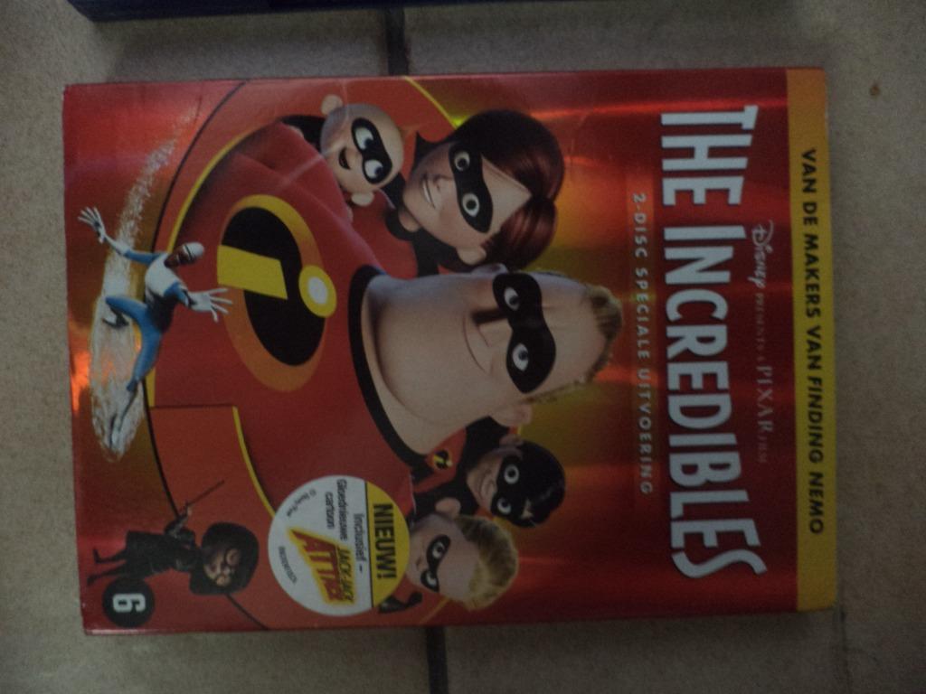 DISNEY dvd : the INCREDIBLES (2 disc), Cd's en Dvd's, Overige genres, Ophalen of Verzenden, Zo goed als nieuw, Vanaf 6 jaar