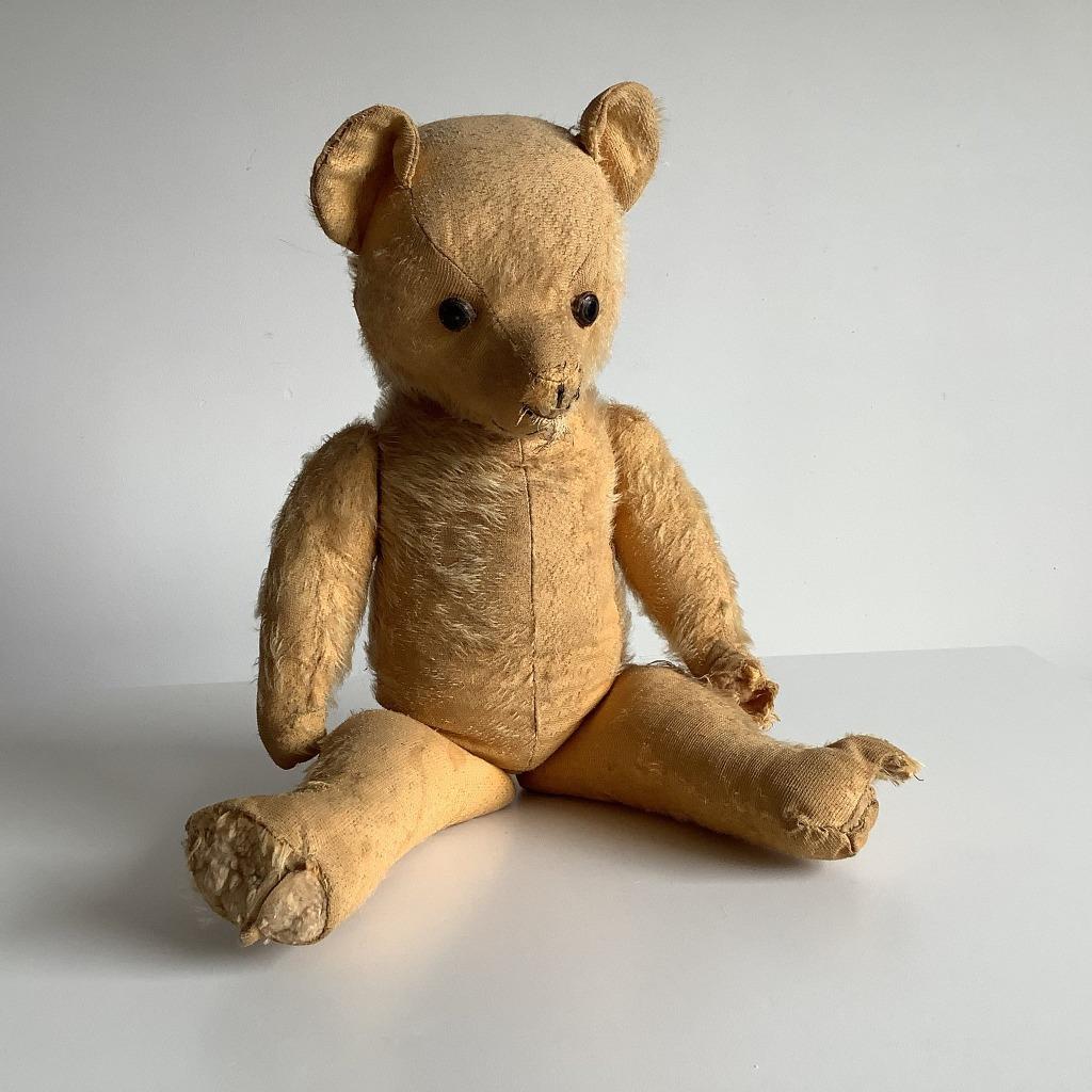 Oude grote shabby teddybeer, Verzamelen, Beren en Cherished Teddies, Gebruikt, Stoffen beer, Steiff, Ophalen of Verzenden