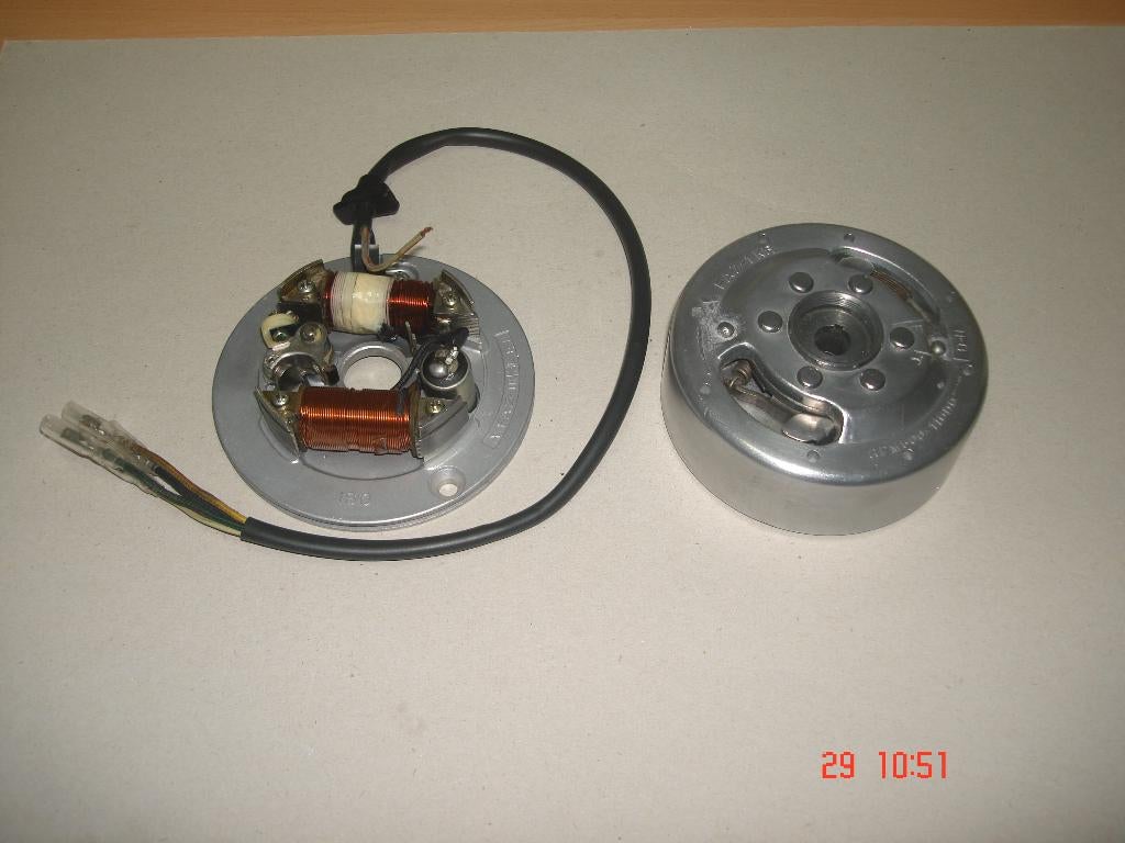 honda CD50  allumage  complet  6 volts stator  et rotor, Enlèvement ou Envoi, Révisé