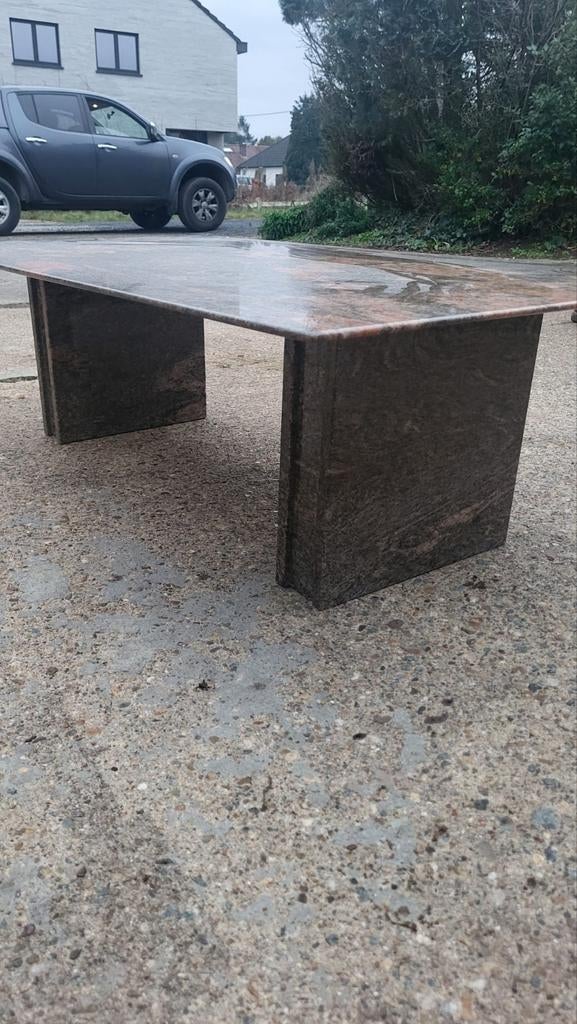 Salontafel graniet 70x140cm en 40cm hoog., Huis en Inrichting, Tafels | Salontafels, Ophalen, Zo goed als nieuw