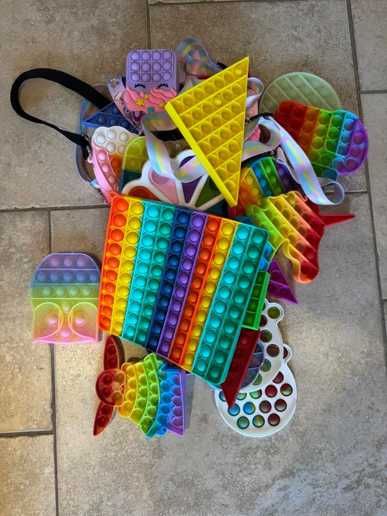 Fidget toys 26 stuks, Ophalen of Verzenden, Zo goed als nieuw