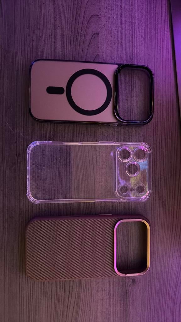 3 iphone 17 pro hoesjes, Ophalen of Verzenden, Zo goed als nieuw