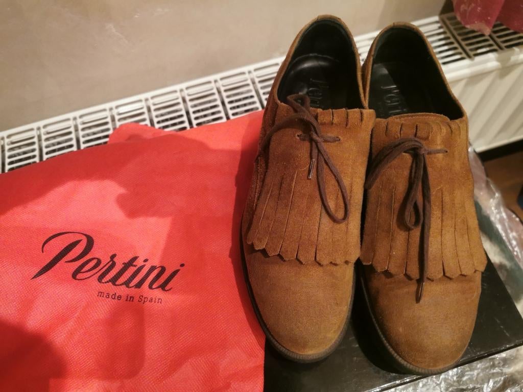 Heel mooie lederen schoenen Pertini, Kleding | Dames, Schoenen, Ophalen of Verzenden, Zo goed als nieuw, Bruin