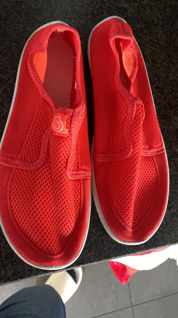 Waterschoenen, Ophalen