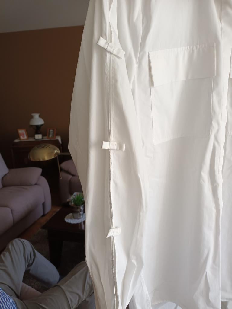 Volledig nieuwe elegante bloes "KARL LAGERFELD " e, Kleding | Dames, Blouses en Tunieken, Zo goed als nieuw, Maat 42/44 (L), Wit