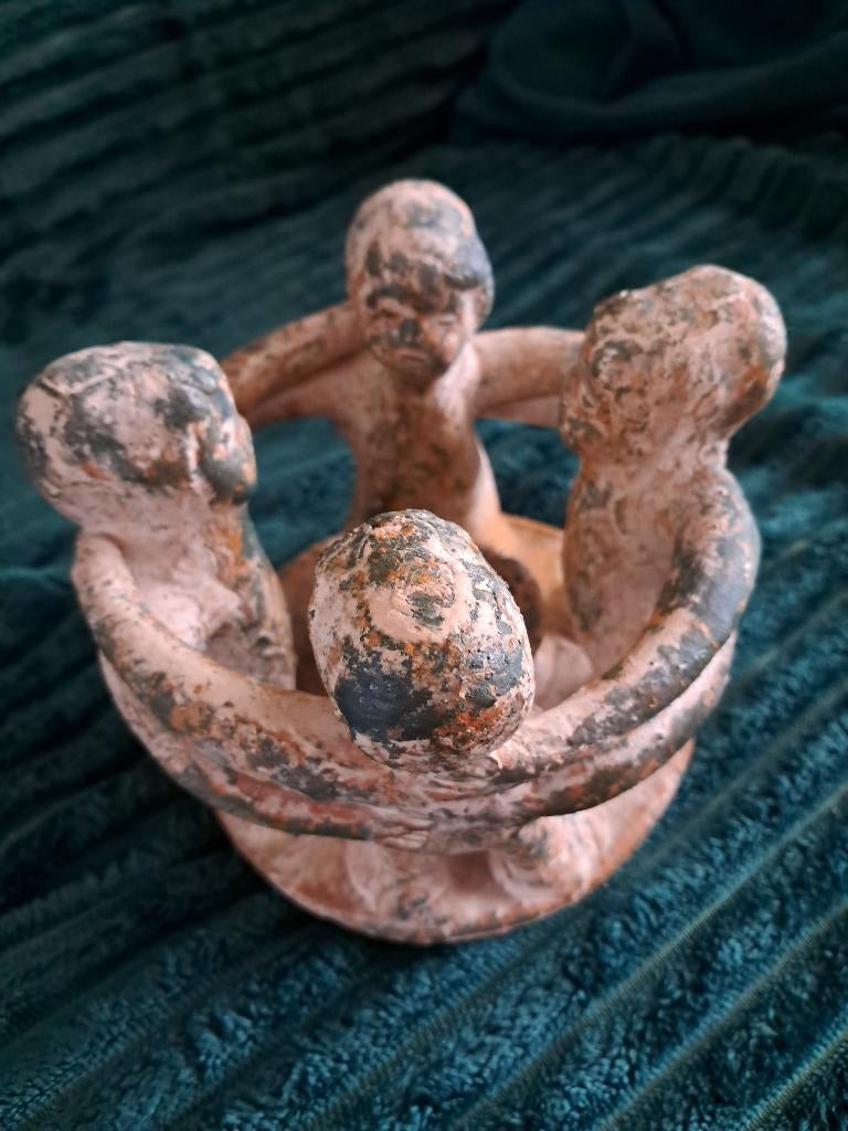 Mexicaanse vriendenkring in aardewerk, Antiek en Kunst, Ophalen of Verzenden